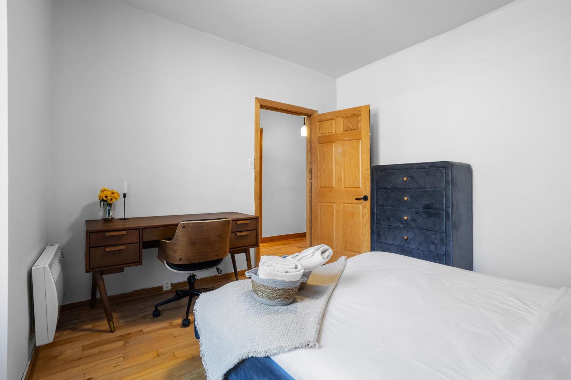 Magnificent 4br In Downtown Mont-royal * Montréal
