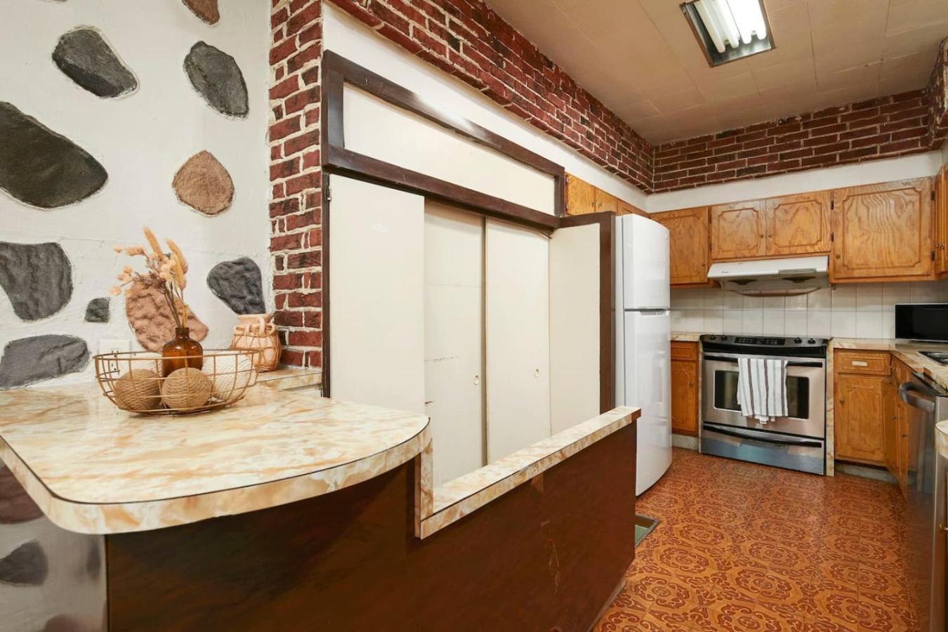 Apartment Magnificent 4br In Downtown Mont-royal Zd0 *
