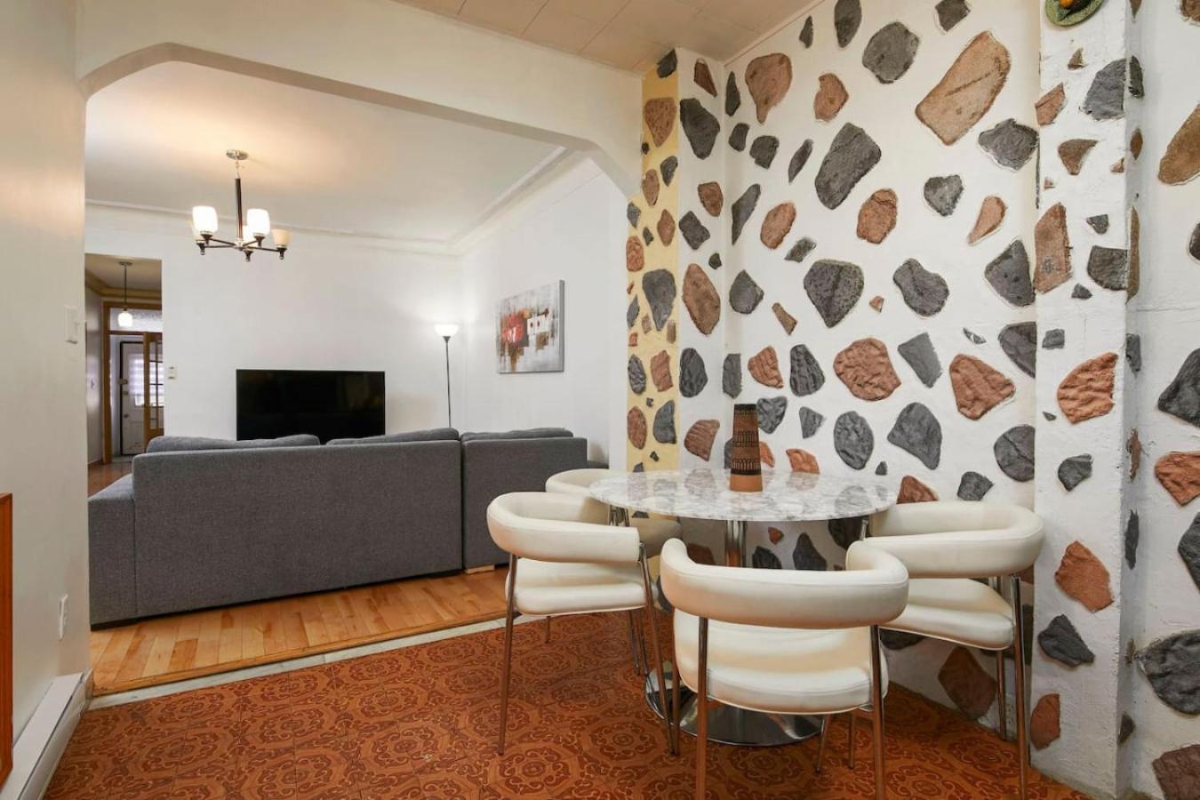 Magnificent 4br In Downtown Mont-royal Zd0 Apartment Montreal